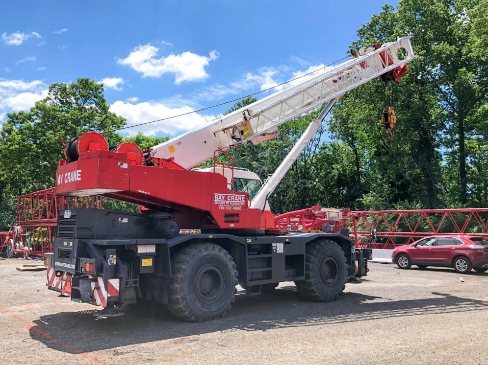 TR 450 Crane Rental