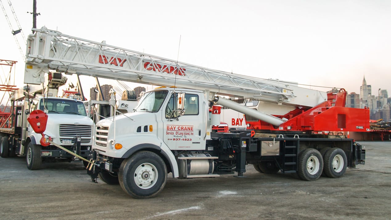 TT 300 truck crane mounted on a truck chassis
